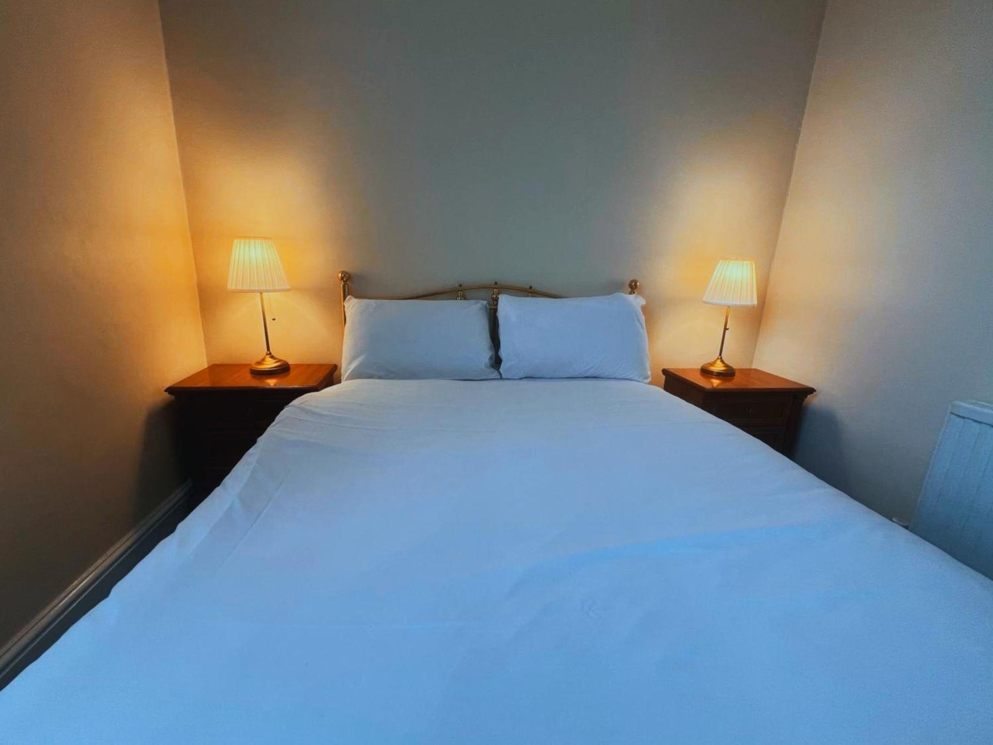 Helen'S Hotel Near Wembley Londra Esterno foto